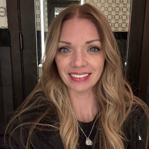 Meet your Posher, Dara